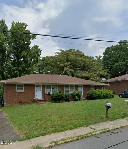 820-822 Summit Avenue Reidsville NC 27320