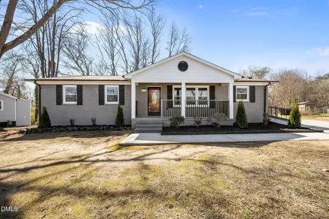 1062 Jackson Street Burlington NC 27217