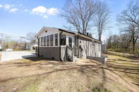 1062 Jackson Street Burlington NC 27217