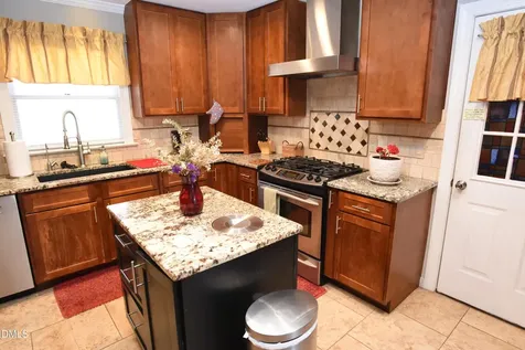 611 Flagstone Way Durham NC 27712