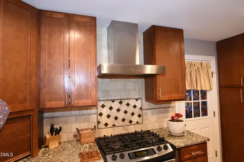611 Flagstone Way Durham NC 27712