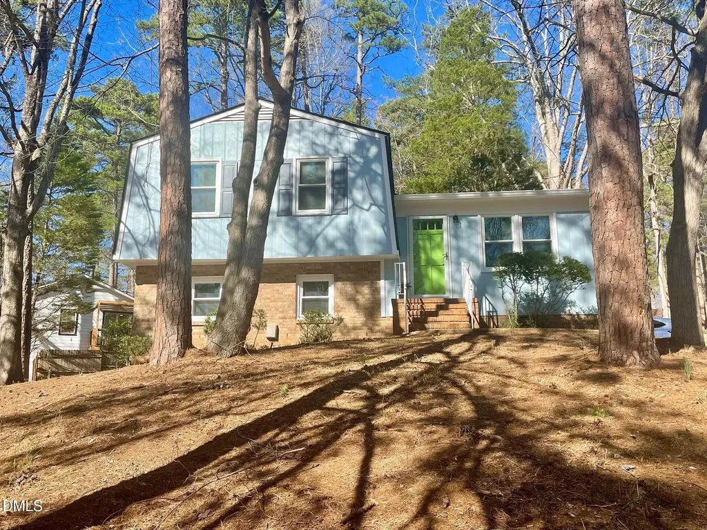 320 Penn Oak Circle Raleigh NC 27615