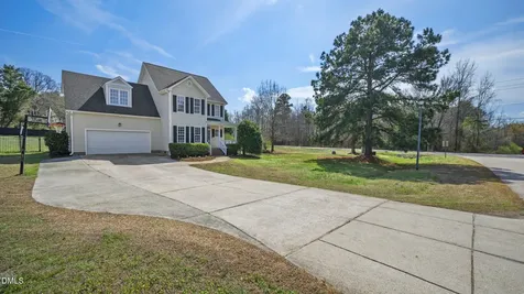 10 Woodcrest Drive Youngsville NC 27596