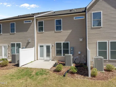 2024 Bunchberry Lane Durham NC 27703