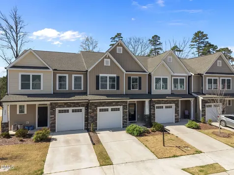 2024 Bunchberry Lane Durham NC 27703