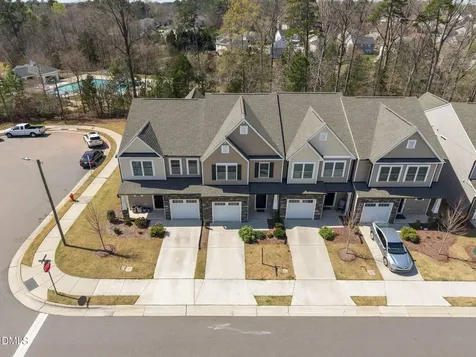2024 Bunchberry Lane Durham NC 27703