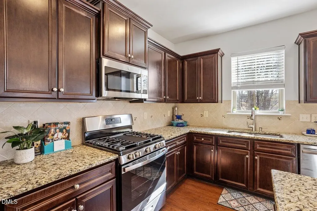 223 Genoa Lane Clayton NC 27527