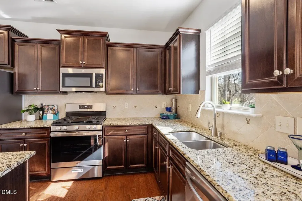 223 Genoa Lane Clayton NC 27527