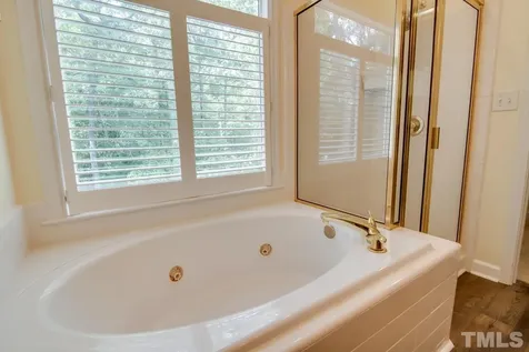 8 Silverwood Court Durham NC 27713