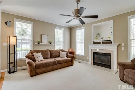 8 Silverwood Court Durham NC 27713