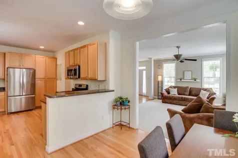 8 Silverwood Court Durham NC 27713