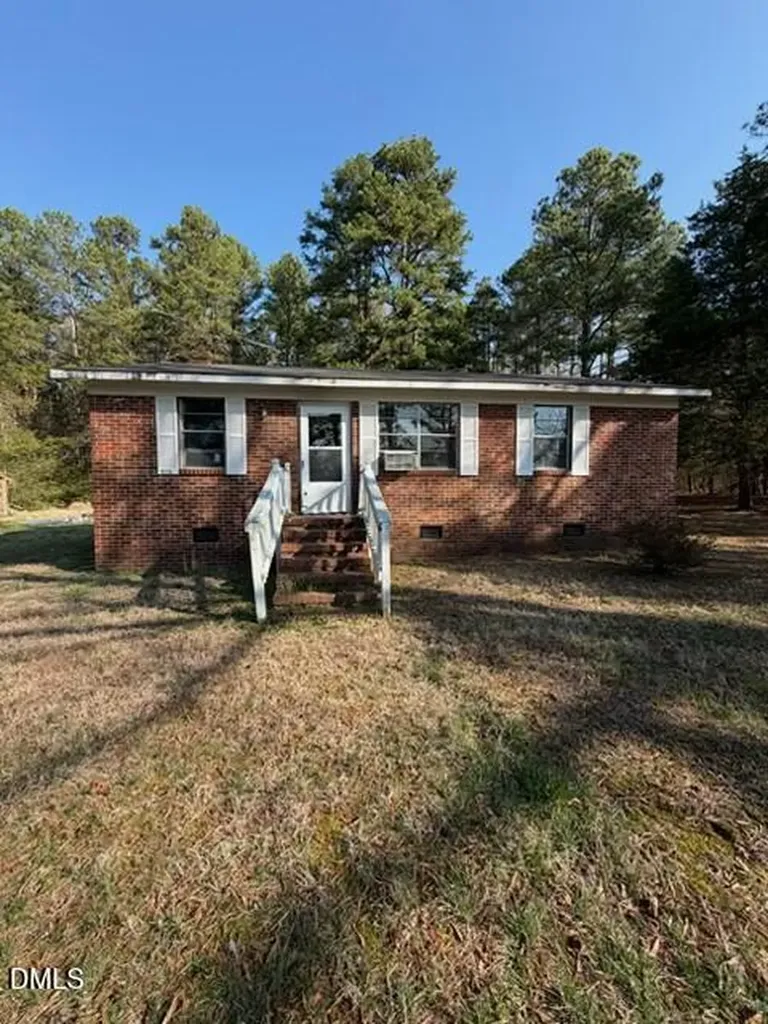 3629 Plantation Road Bullock NC 27507