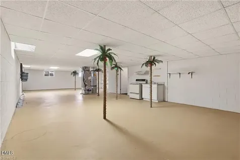 3160 Shaftesbury Lane Winston-salem NC 27105