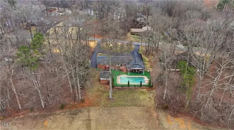 3160 Shaftesbury Lane Winston-salem NC 27105