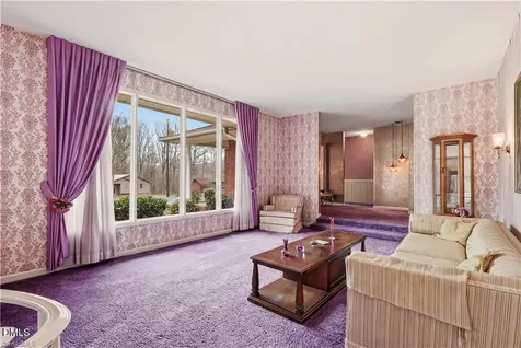 3160 Shaftesbury Lane Winston-salem NC 27105