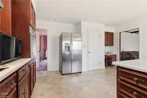 3160 Shaftesbury Lane Winston-salem NC 27105