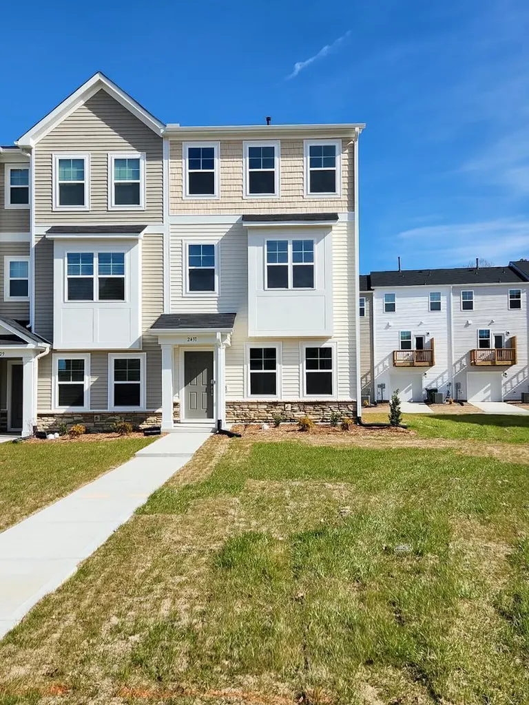 2431 Kasota Lane Raleigh NC 27610