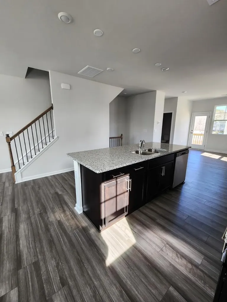 2431 Kasota Lane Raleigh NC 27610