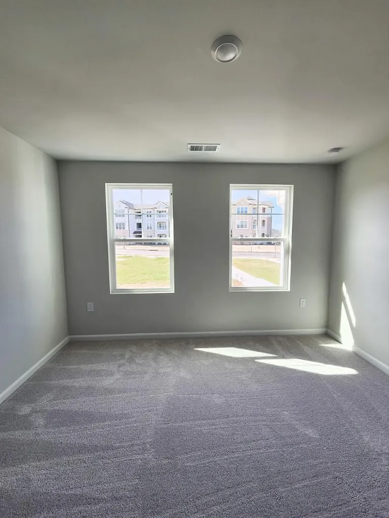 2431 Kasota Lane Raleigh NC 27610