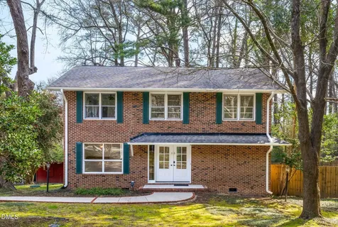 15 Abbey Road Chapel Hill NC 27516
