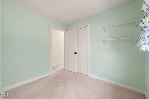15 Abbey Road Chapel Hill NC 27516