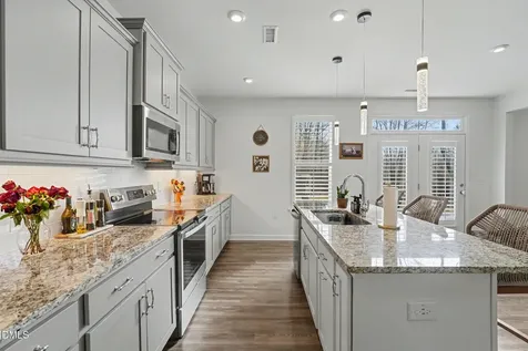 403 W Odell Lane Zebulon NC 27597