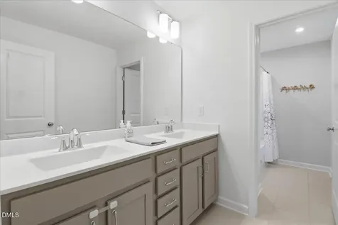 403 W Odell Lane Zebulon NC 27597