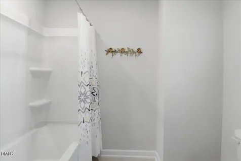403 W Odell Lane Zebulon NC 27597