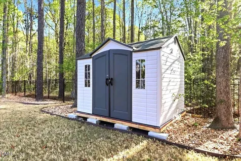 403 W Odell Lane Zebulon NC 27597
