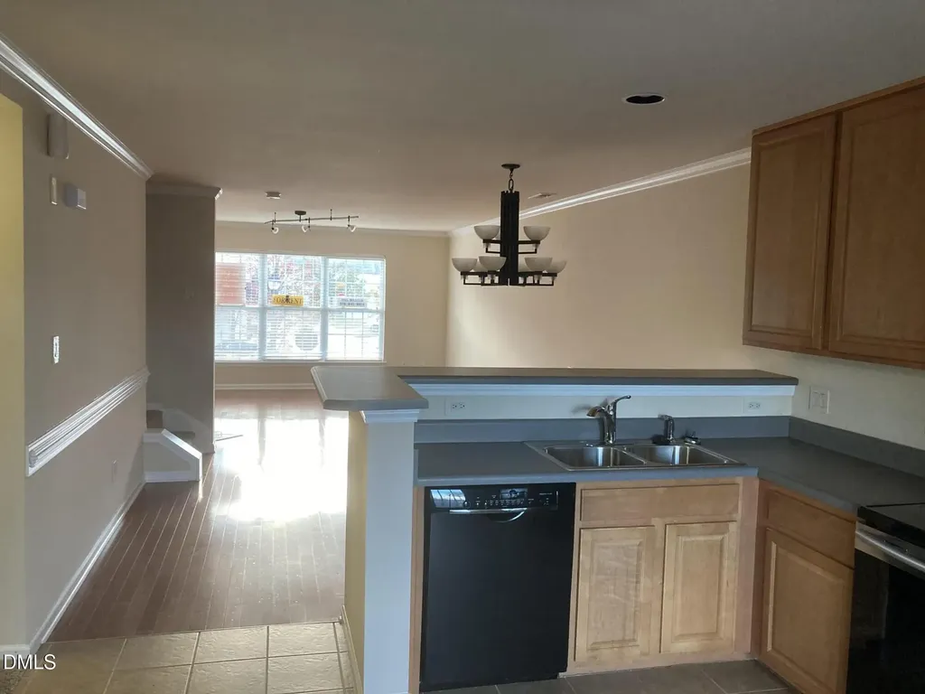 2020 Kedvale Avenue Raleigh NC 27617