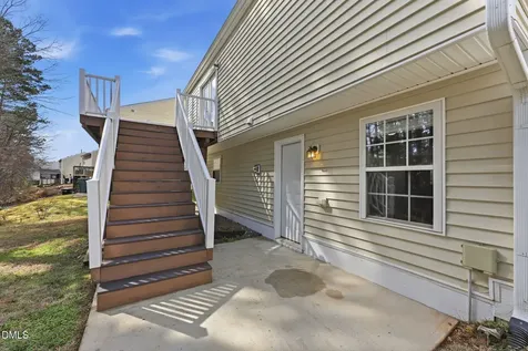 1812 Shiva Court Durham NC 27703