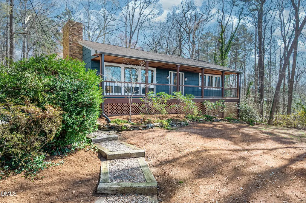 1109 Sourwood Circle Chapel Hill NC 27517