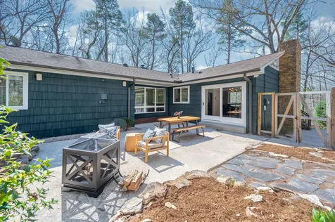 1109 Sourwood Circle Chapel Hill NC 27517