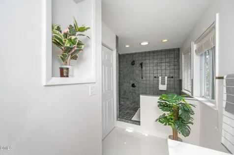1109 Sourwood Circle Chapel Hill NC 27517