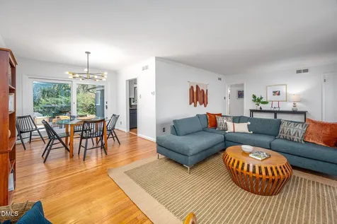 1109 Sourwood Circle Chapel Hill NC 27517