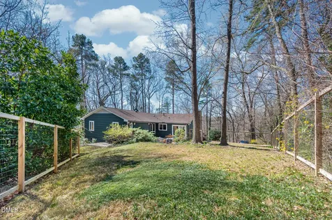 1109 Sourwood Circle Chapel Hill NC 27517