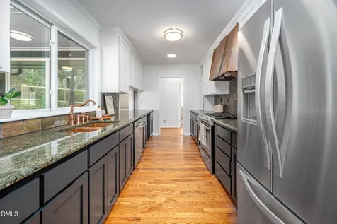 1109 Sourwood Circle Chapel Hill NC 27517