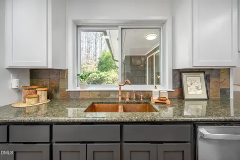 1109 Sourwood Circle Chapel Hill NC 27517