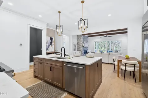 113 Boyd Street Cary NC 27513
