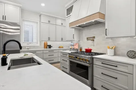 113 Boyd Street Cary NC 27513