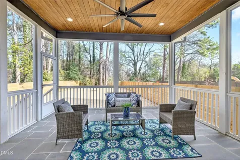 113 Boyd Street Cary NC 27513