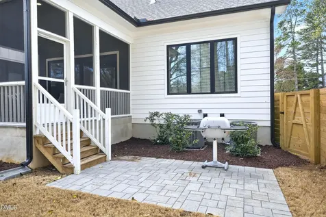 113 Boyd Street Cary NC 27513