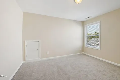 11 Hidden Ridge Court Durham NC 27707