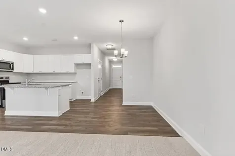 572 Barrington Row Avenue Zebulon NC 27597