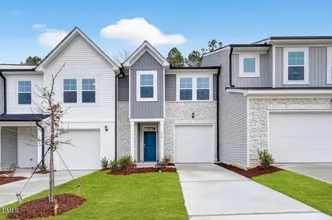 572 Barrington Row Avenue Zebulon NC 27597
