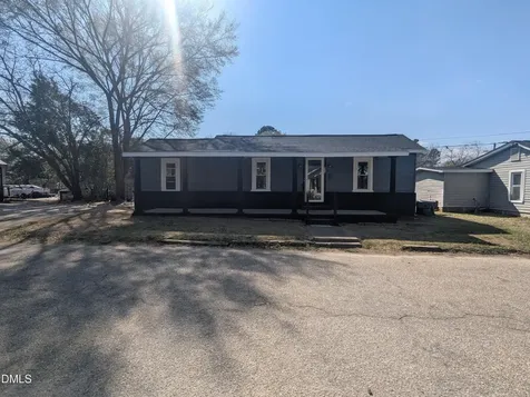 502 E Surles Street Dunn NC 28334