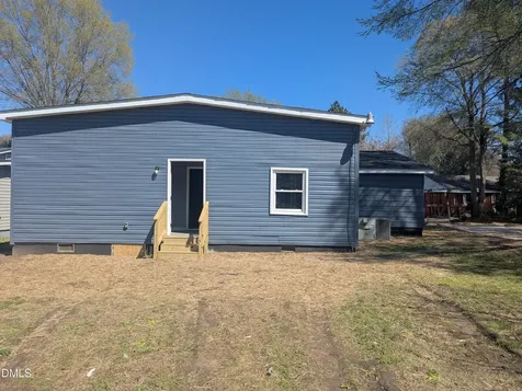 502 E Surles Street Dunn NC 28334