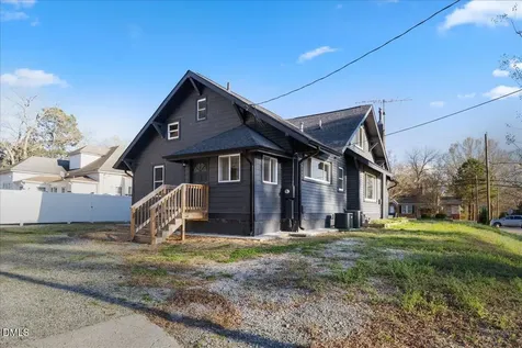 221 Charlotte Avenue Sanford NC 27330