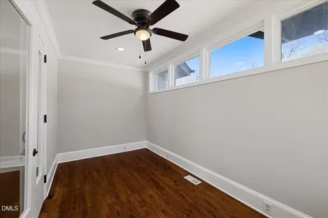 221 Charlotte Avenue Sanford NC 27330