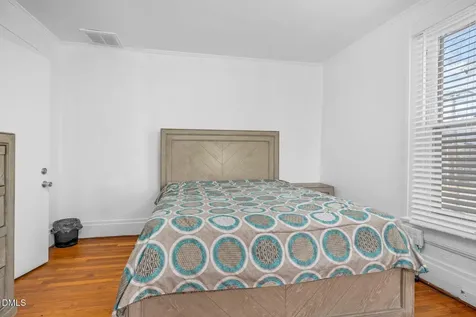 1113 Nash E Wilson NC 27893